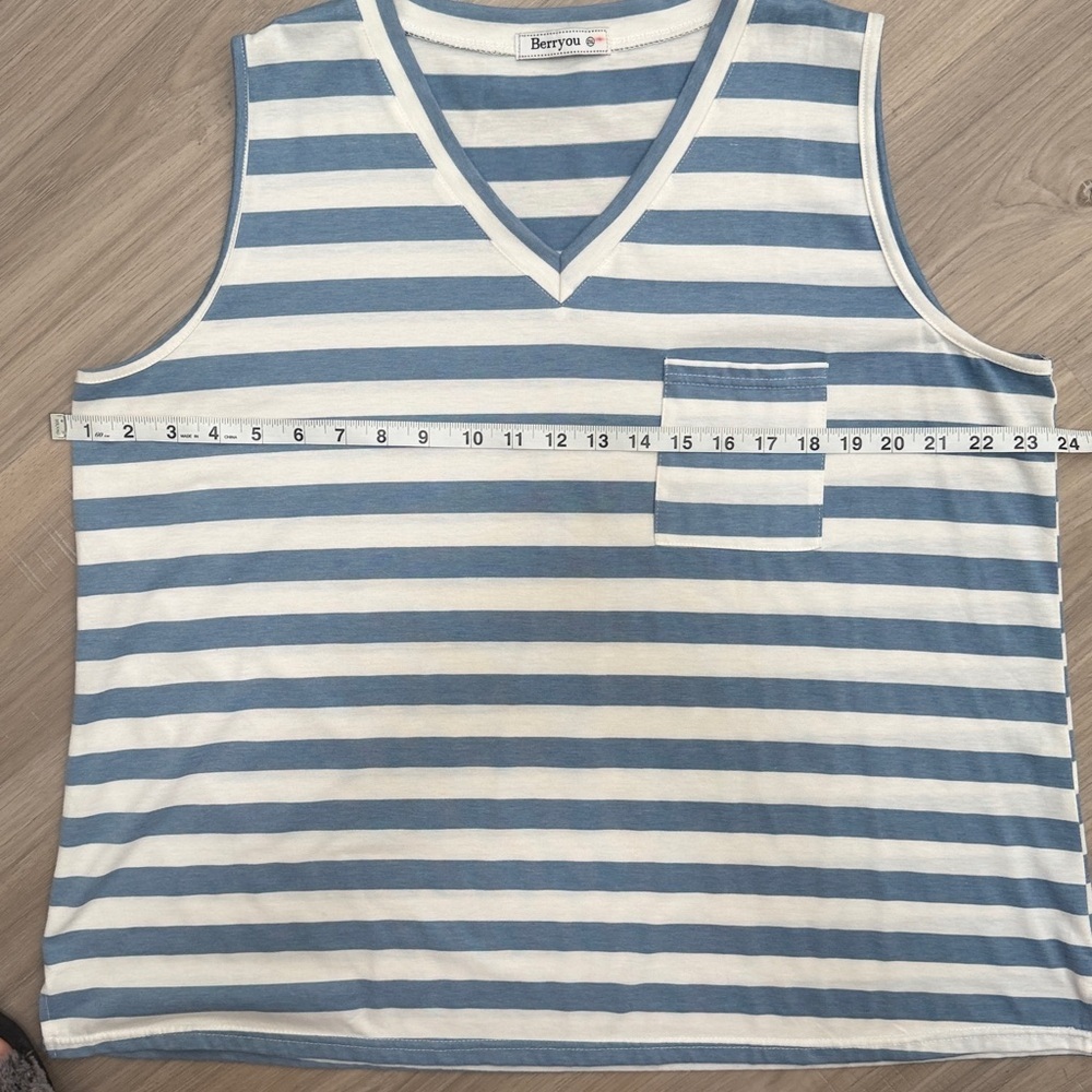 Berryou Blue and White Striped Sleeveless Top. Sz 2X - Picture 5 of 8